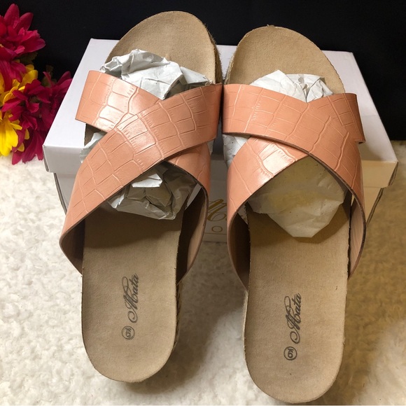 New Mata Shoes Blush Croc Embossed Criss Cross Espadrille Slip On Sandals - Picture 2 of 14